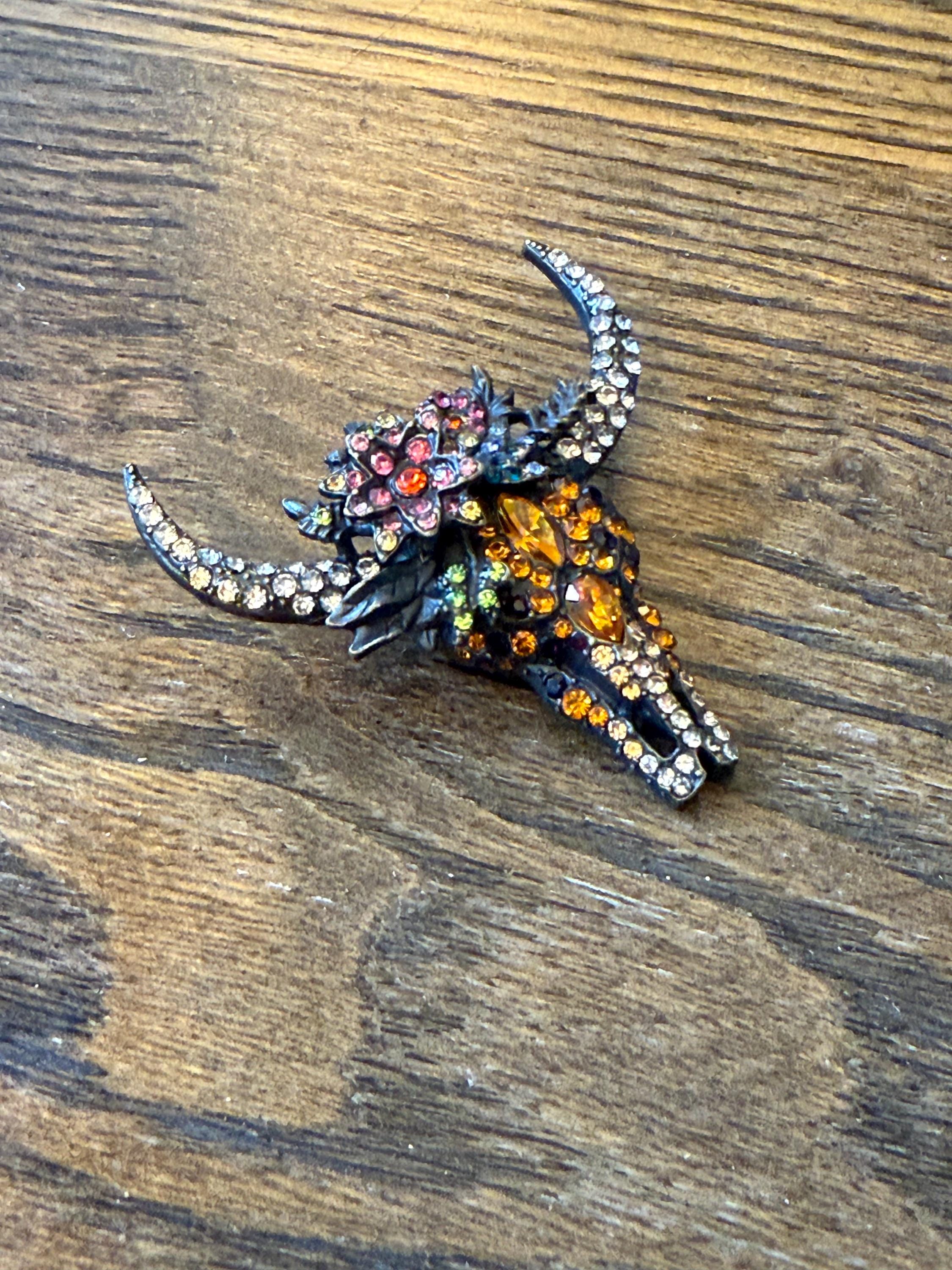 Gem Steer Skull Bolo Tie