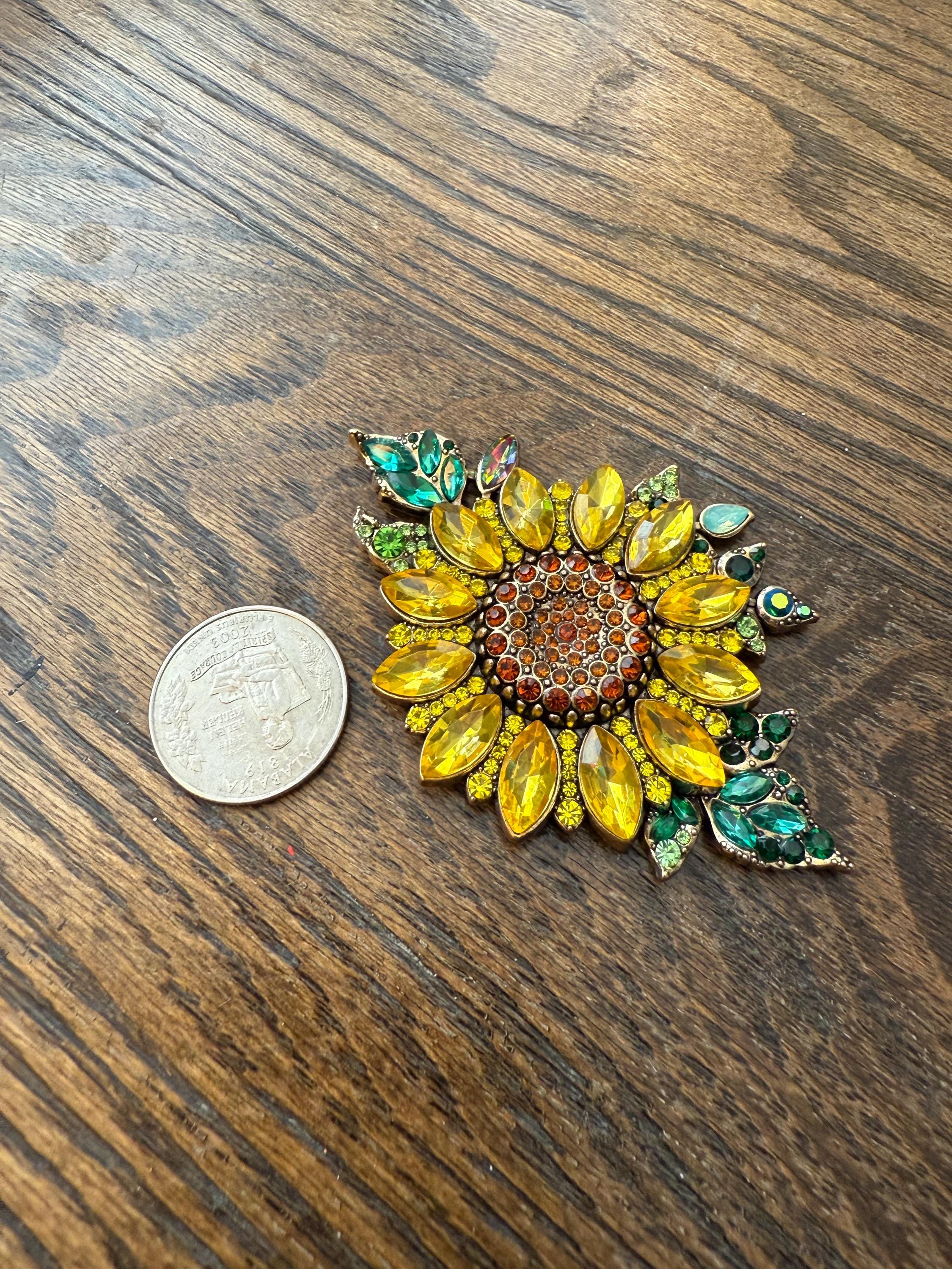 Gem Sunflower Bolo Tie